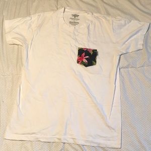 Serengetee wear the world t-shirt